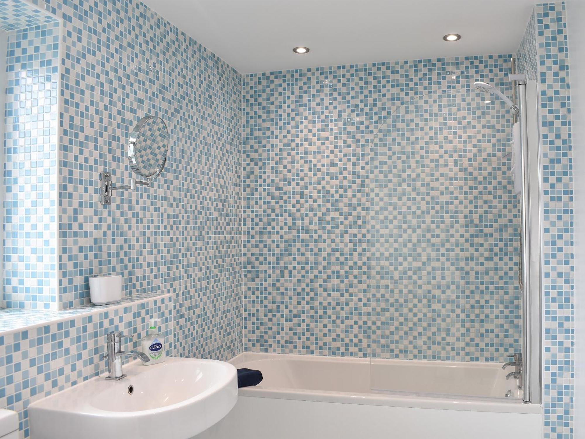 Watersedge Villa Hawes Bagian luar foto