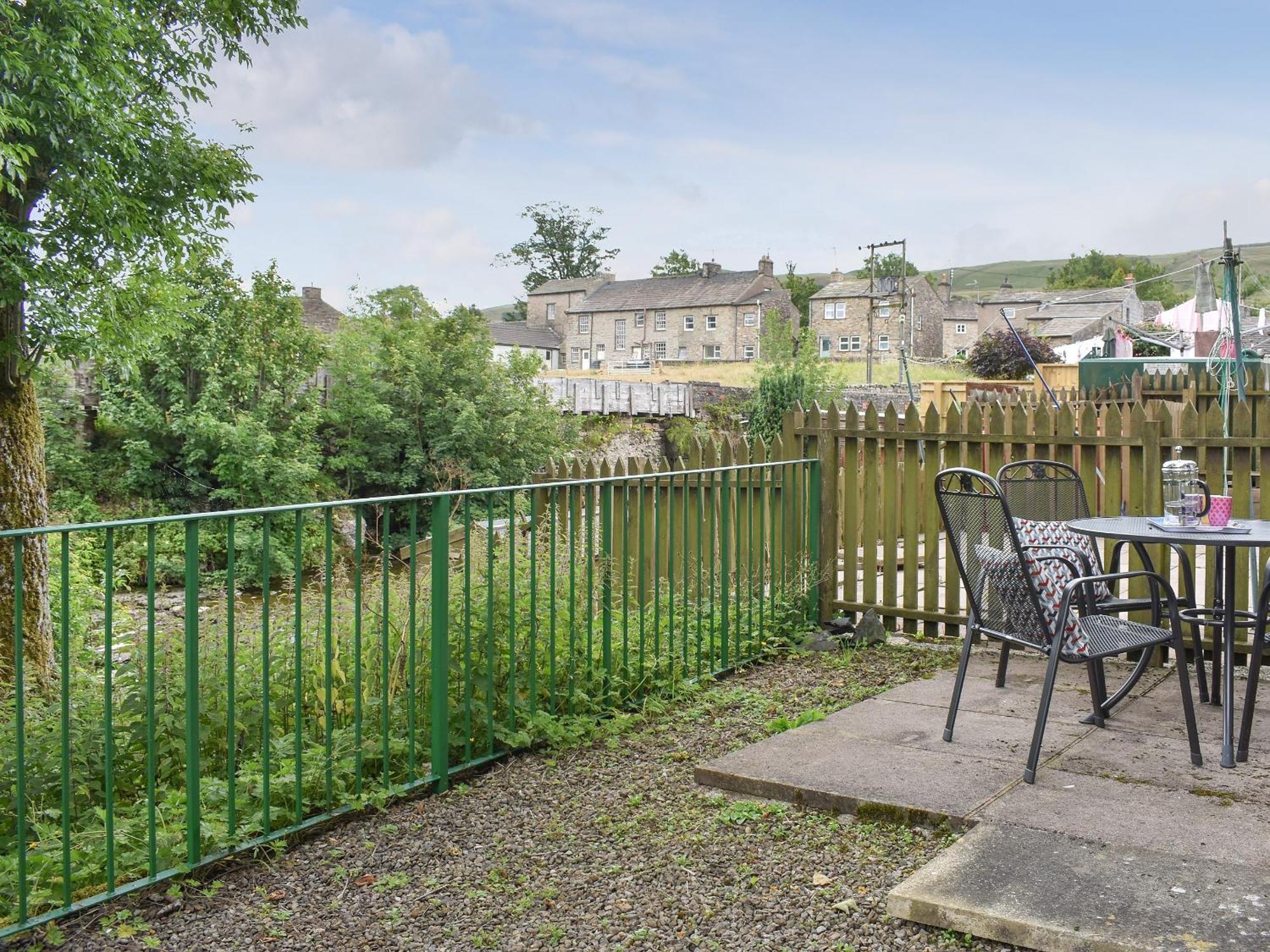 Watersedge Villa Hawes Bagian luar foto