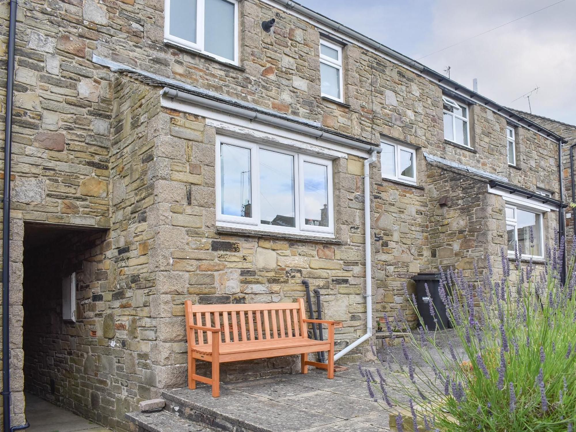 Watersedge Villa Hawes Bagian luar foto