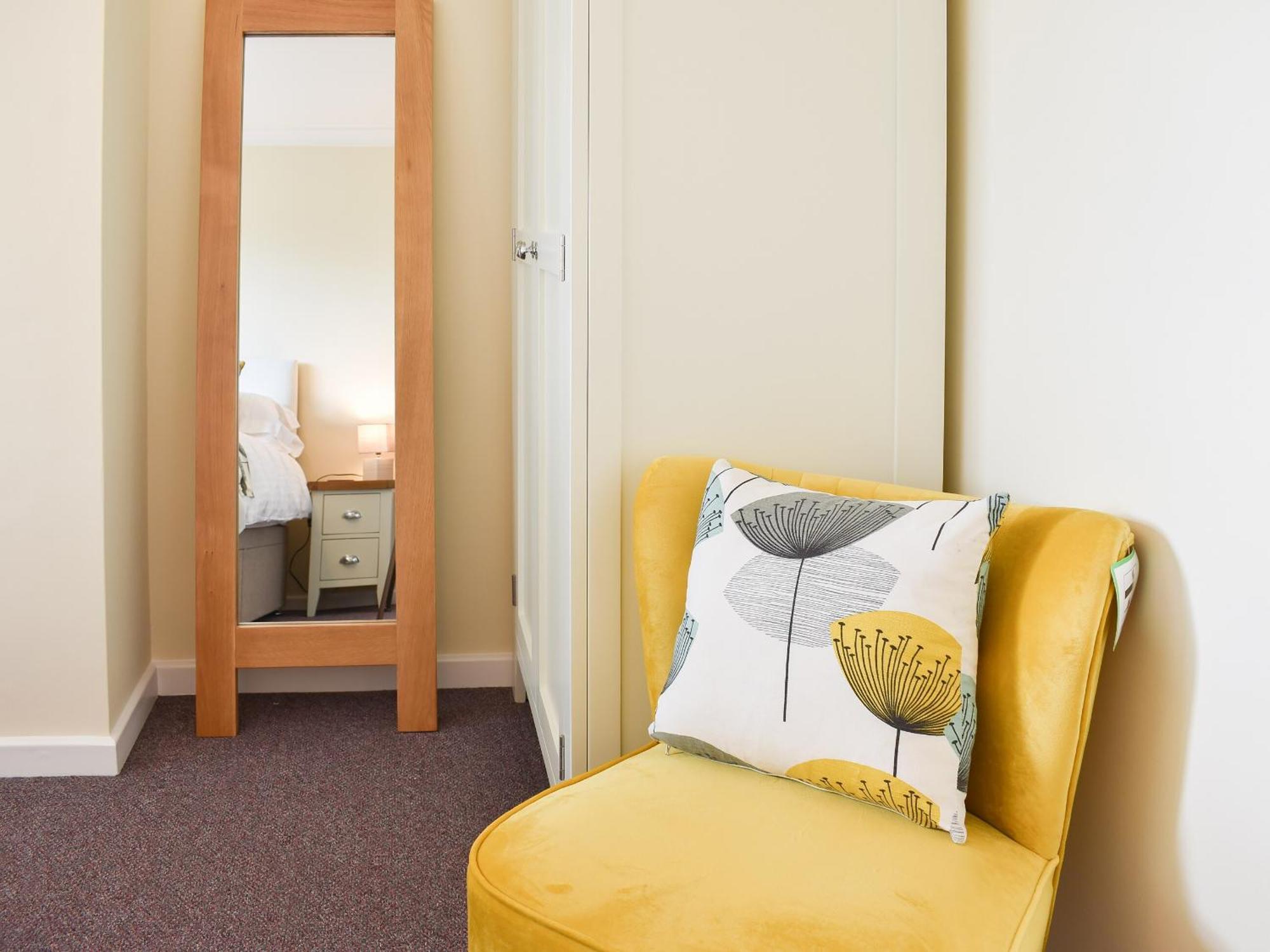Watersedge Villa Hawes Bagian luar foto